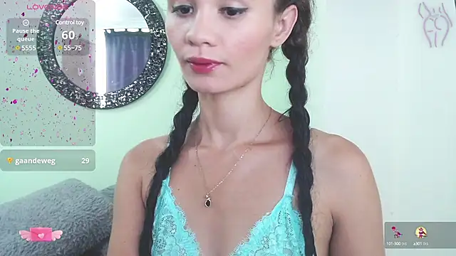 Snapshot of Sofia_Franco_ chatting on January 30, 2025, 7:15 pm Sofia Franco online show from January 30, 2025, 7:15 pm