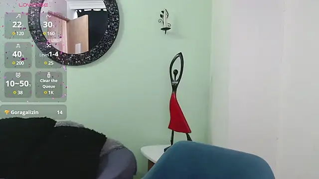 Snapshot of Sofia_Franco_ chatting on January 31, 2025, 10:31 pm Sofia Franco online show from January 31, 2025, 10:31 pm