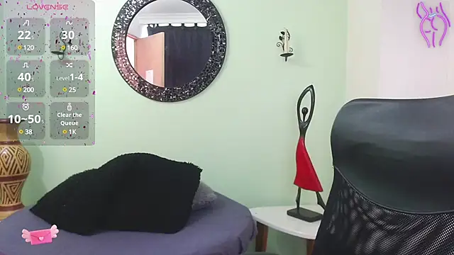 Snapshot of Sofia_Franco_ chatting on March 7, 2025, 6:11 pm Sofia Franco online show from March 7, 2025, 6:11 pm