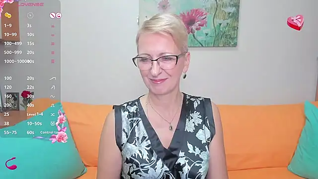 Snapshot of iamyourdream89 chatting on December 14, 2024, 7:18 am iamyourdream89 online show from December 14, 2024, 7:18 am