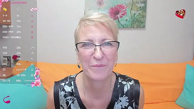 Snapshot of iamyourdream89 chatting on December 14, 2024, 10:24 am iamyourdream89 online show from December 14, 2024, 10:24 am