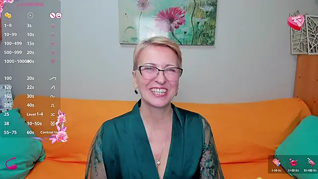 Snapshot of iamyourdream89 chatting on January 26, 2025, 7:52 pm iamyourdream89 online show from January 26, 2025, 7:52 pm