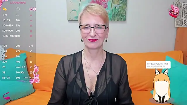 Snapshot of iamyourdream89 chatting on February 1, 2025, 5:37 pm iamyourdream89 online show from February 1, 2025, 5:37 pm