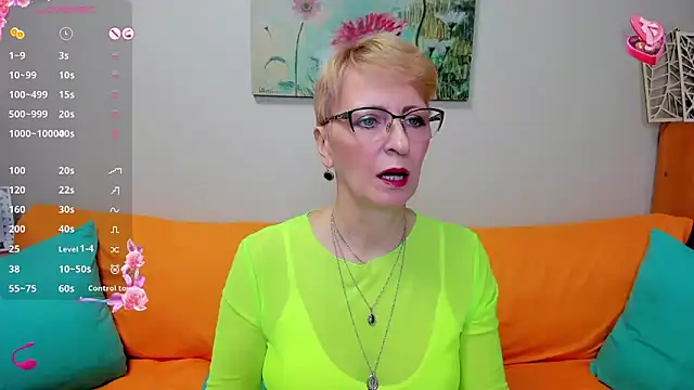 Snapshot of iamyourdream89 chatting on February 10, 2025, 2:59 pm iamyourdream89 online show from February 10, 2025, 2:59 pm