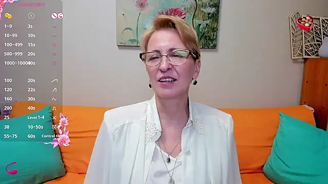 Snapshot of iamyourdream89 chatting on February 23, 2025, 9:37 pm iamyourdream89 online show from February 23, 2025, 9:37 pm