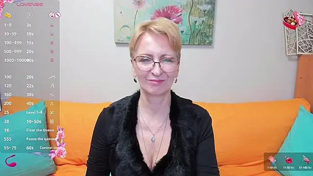 Snapshot of iamyourdream89 chatting on March 6, 2025, 4:28 pm iamyourdream89 online show from March 6, 2025, 4:28 pm