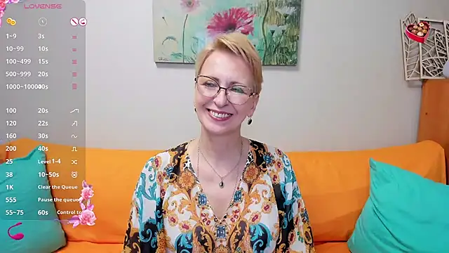 Snapshot of iamyourdream89 chatting on March 7, 2025, 3:28 pm iamyourdream89 online show from March 7, 2025, 3:28 pm