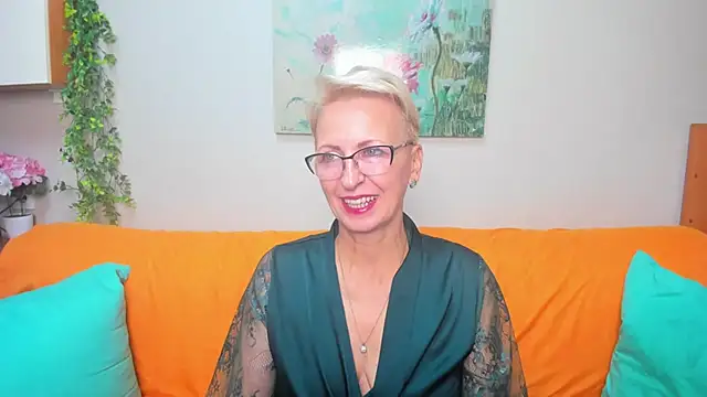 Snapshot of iamyourdream89 chatting on September 28, 2025, 9:14 am iamyourdream89 online show from September 28, 2025, 9:14 am