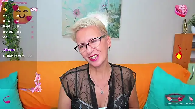 Snapshot of iamyourdream89 chatting on October 22, 2025, 10:26 am iamyourdream89 online show from October 22, 2025, 10:26 am