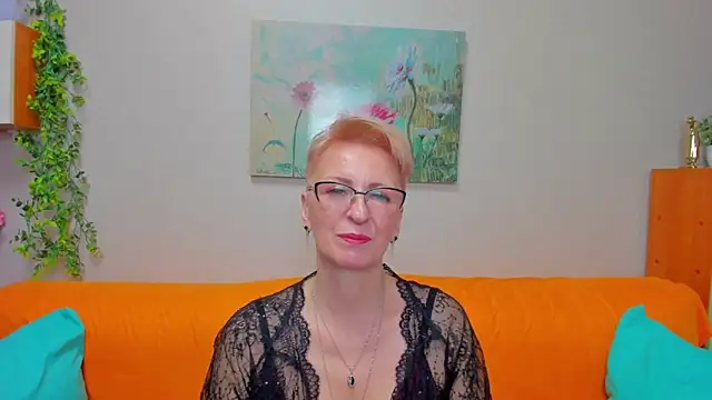 Snapshot of iamyourdream89 chatting on April 29, 2026, 12:53 pm iamyourdream89 online show from April 29, 2026, 12:53 pm