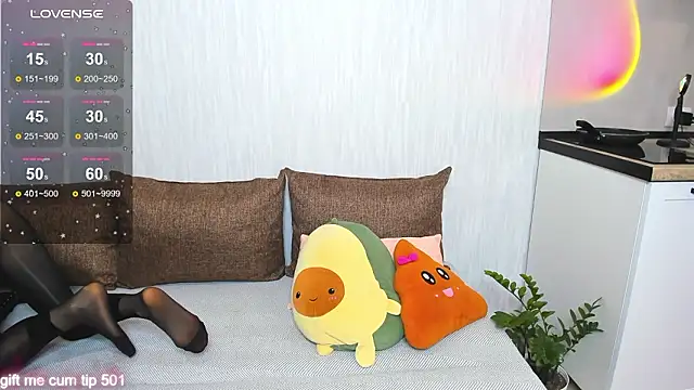 Snapshot of Monica_Blair chatting on February 5, 2026, 6:18 am Monica Blair online show from February 5, 2026, 6:18 am