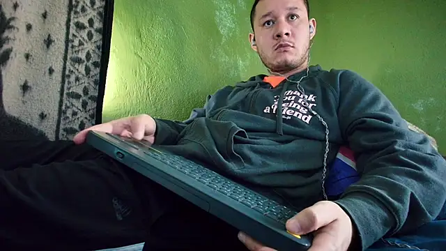 sweet cock28 online show from December 10, 2024, 4:17 pm