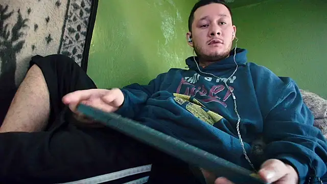 sweet cock28 online show from December 13, 2024, 4:05 pm