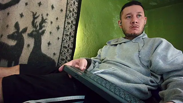 sweet cock28 online show from January 25, 2025, 3:30 pm