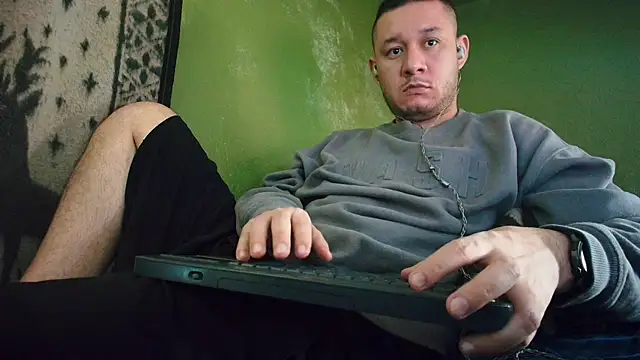 sweet cock28 online show from February 10, 2025, 3:53 pm