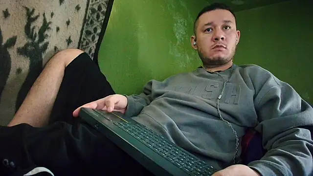 sweet cock28 online show from February 11, 2025, 3:40 pm