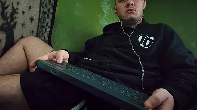 sweet cock28 online show from March 10, 2025, 3:30 pm