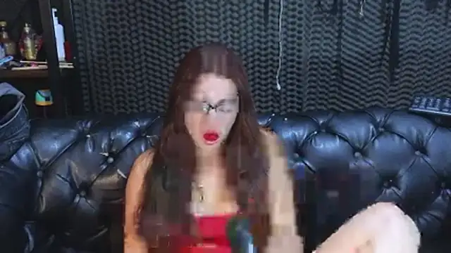 Snapshot of kimberly_swan chatting on May 20, 2026, 5:30 pm kimberly swan online show from May 20, 2026, 5:30 pm