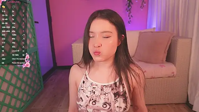 Micaela  4 online show from April 1, 2026, 7:44 pm