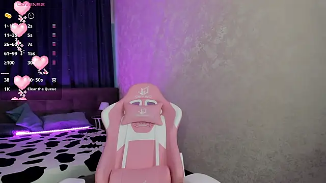 Snapshot of Pink_diablo chatting on January 20, 2025, 3:26 am Pink diablo online show from January 20, 2025, 3:26 am