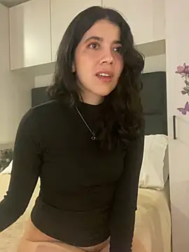 saori 10 online show from January 26, 2025, 5:56 am