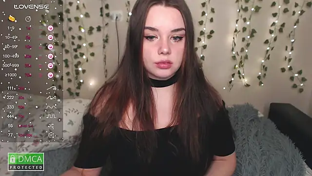 Snapshot of aliice_cutie chatting on December 25, 2024, 1:10 am aliice cutie online show from December 25, 2024, 1:10 am