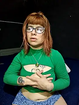 Snapshot of Carlafoxxx chatting on October 8, 2025, 7:22 pm Carlafoxxx online show from October 8, 2025, 7:22 pm