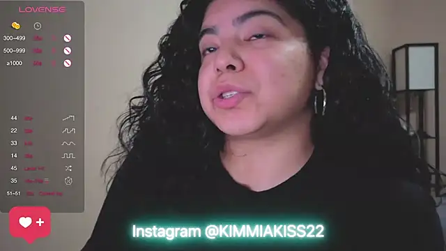kimmiakiss22 online show from February 17, 2025, 12:54 am
