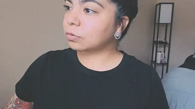 kimmiakiss22 online show from March 15, 2025, 8:21 pm