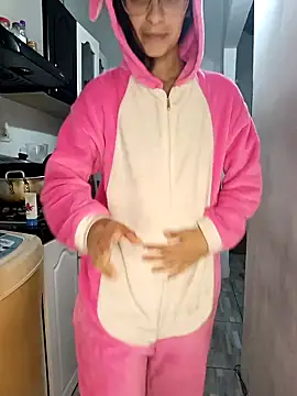 catire2323 online show from January 26, 2025, 3:48 am