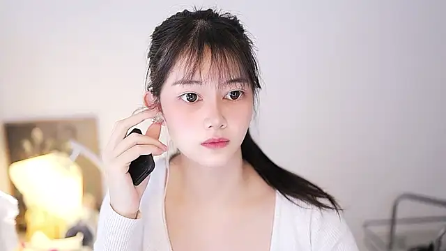 Snapshot of Judy520 chatting on February 19, 2025, 1:51 am Judy520 online show from February 19, 2025, 1:51 am