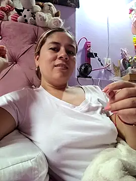 selena gomez2 online show from February 6, 2026, 2:42 pm