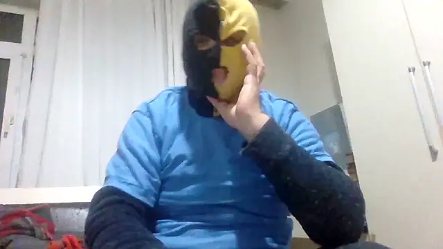 asira39 online show from February 17, 2026, 6:36 pm