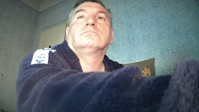 GYurmoka70 online show from April 28, 2026, 8:14 pm