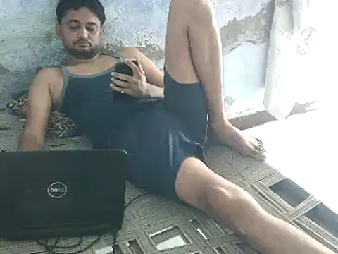 Rocobodymassager online show from May 28, 2026, 3:59 am