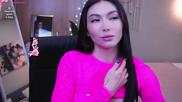 Molly Jons online show from January 17, 2025, 1:04 am