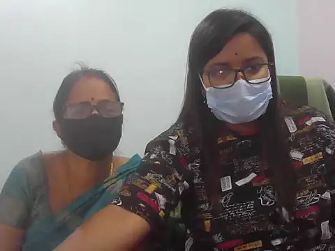 Snapshot of gyanvi1 chatting on January 13, 2025, 7:11 am gyanvi1 online show from January 13, 2025, 7:11 am