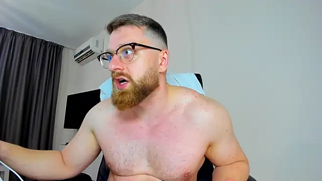 Snapshot of Findom_guy chatting on April 12, 2026, 3:06 pm Findom guy online show from April 12, 2026, 3:06 pm