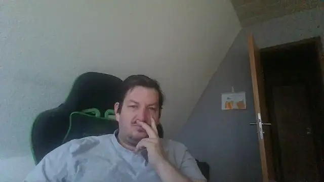 Golffahrer1982 online show from November 14, 2025, 10:14 am