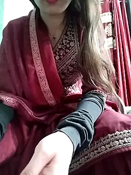 Noor Darliing online show from March 18, 2026, 4:21 pm