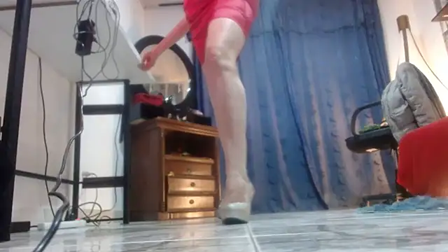 KarimaSarabe online show from September 8, 2025, 9:36 pm