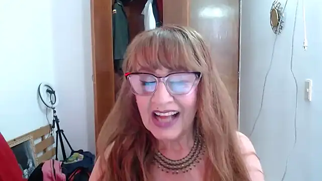 KarimaSarabe online show from June 5, 2026, 5:51 pm