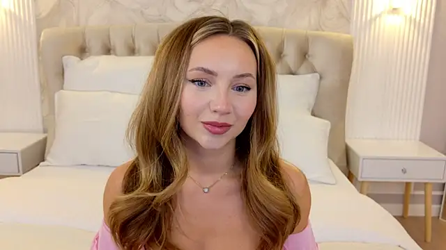 LilyRaisa online show from March 22, 2025, 6:11 am