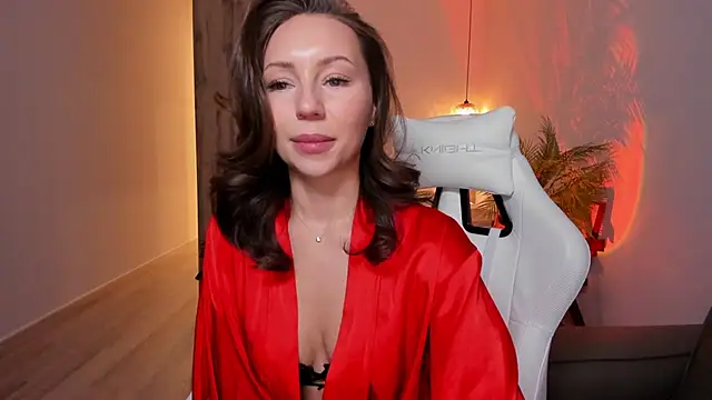 LilyRaisa online show from February 20, 2026, 3:14 am