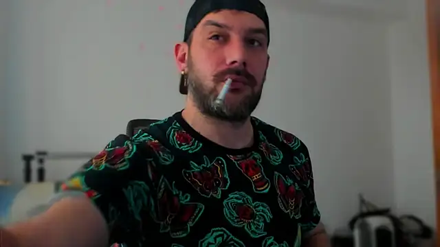 LexXHardy online show from January 17, 2025, 1:24 pm