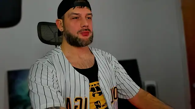 LexXHardy online show from January 23, 2025, 3:43 pm