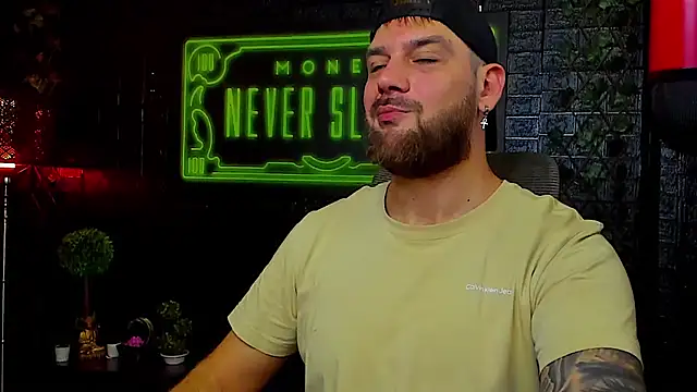 LexXHardy online show from October 10, 2025, 8:35 am