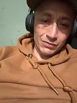 Snapshot of drew420downatsnap chatting on April 13, 2026, 6:57 pm drew420downatsnap online show from April 13, 2026, 6:57 pm