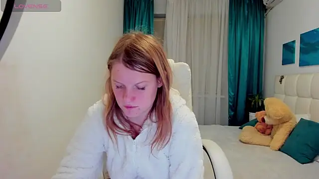 Snapshot of Kathlyn__Heath chatting on December 31, 2024, 12:32 am Kathlyn Heath online show from December 31, 2024, 12:32 am