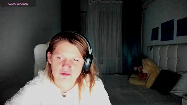 Snapshot of Kathlyn__Heath chatting on December 31, 2024, 6:46 pm Kathlyn Heath online show from December 31, 2024, 6:46 pm